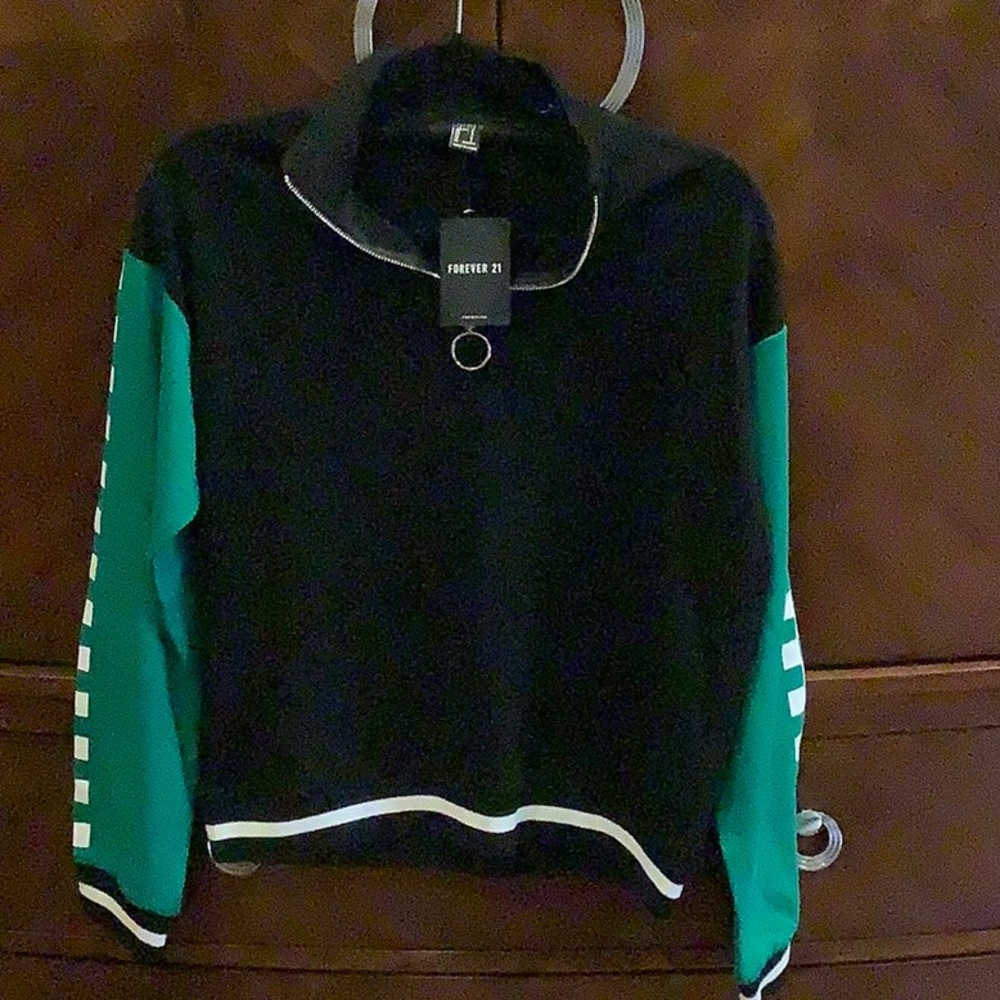 NWT Forever 21 Athletic long sleeved top